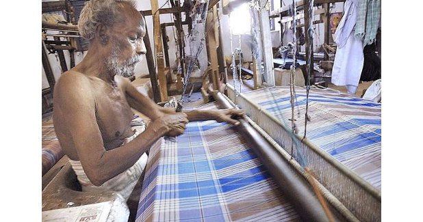 MoU to help SC handloom weavers