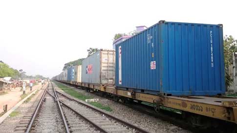 Bangladesh apparel makers demand more freight trains