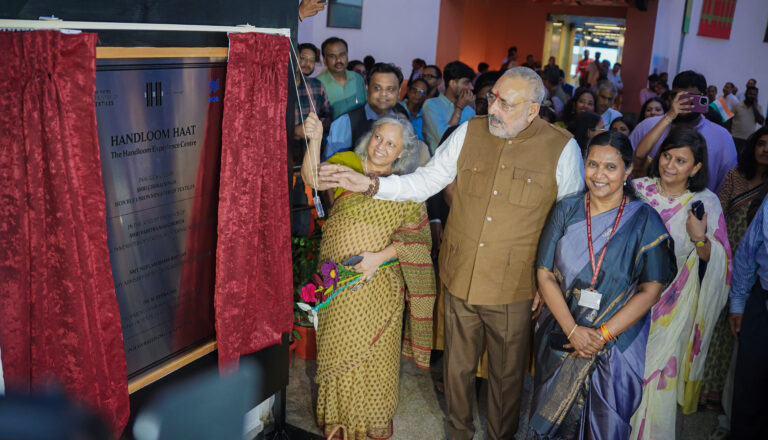 Giriraj Singh inaugurates ‘Weave The Future 5.0’, unveils Visvakarma Gallery at revamped Handloom Haat
