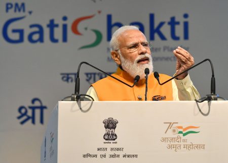 Government maps 8 textile park clusters on PM GatiShakti