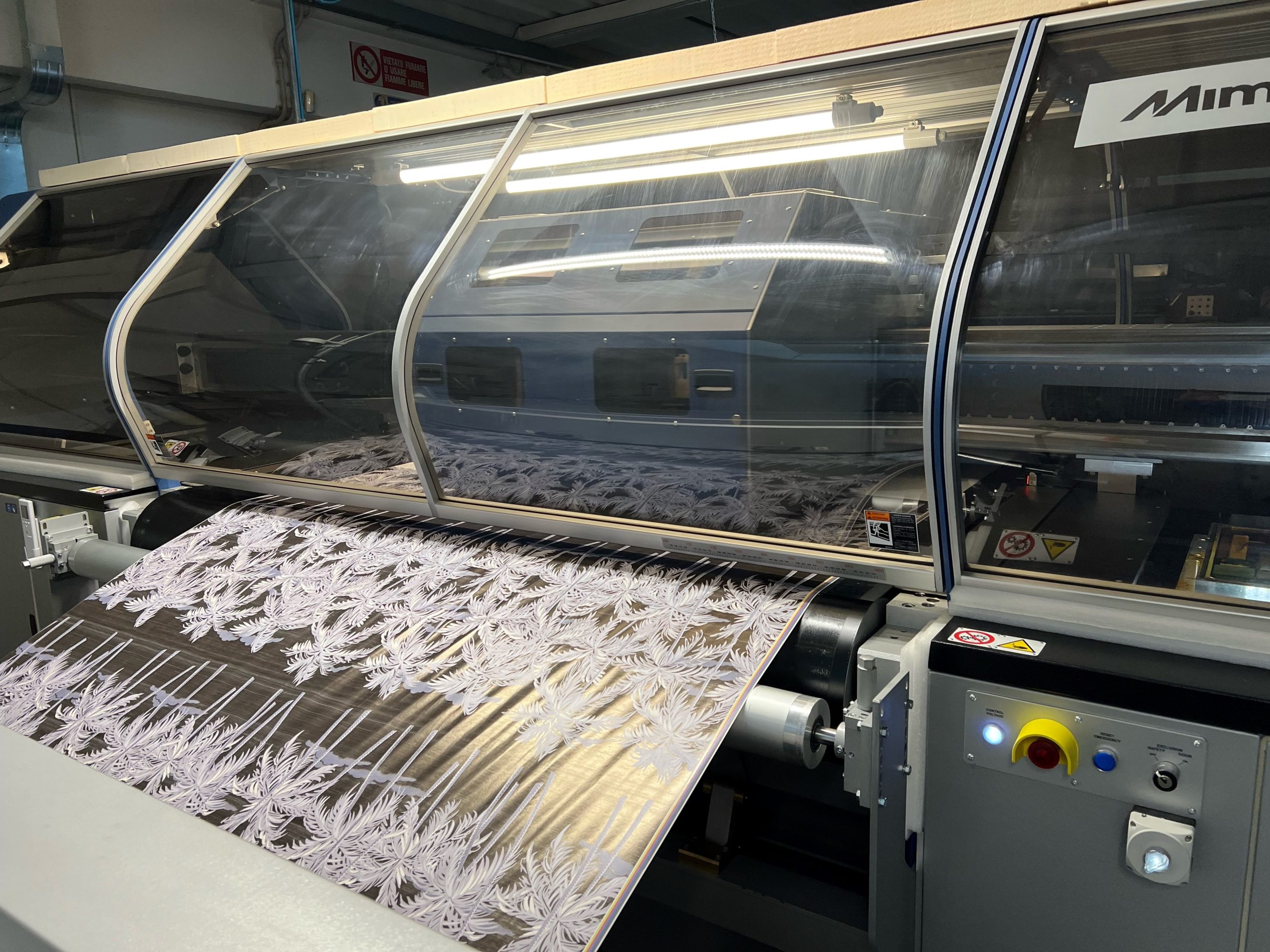 Quicksilver swiftly tackles challenges using Mimaki Technology